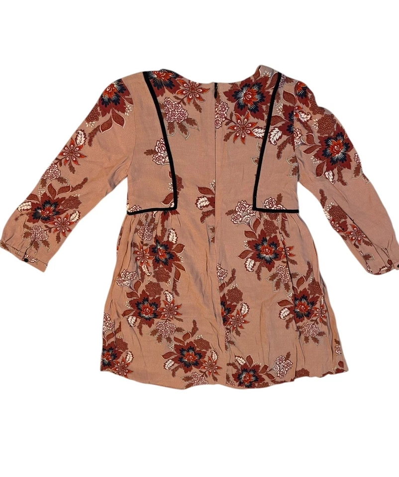 Vestido feminino Zara tamanho 8 novo sem etiquetas estampa floral na cor marrom ou rosa empoeirada! - Imagem 2 de 4