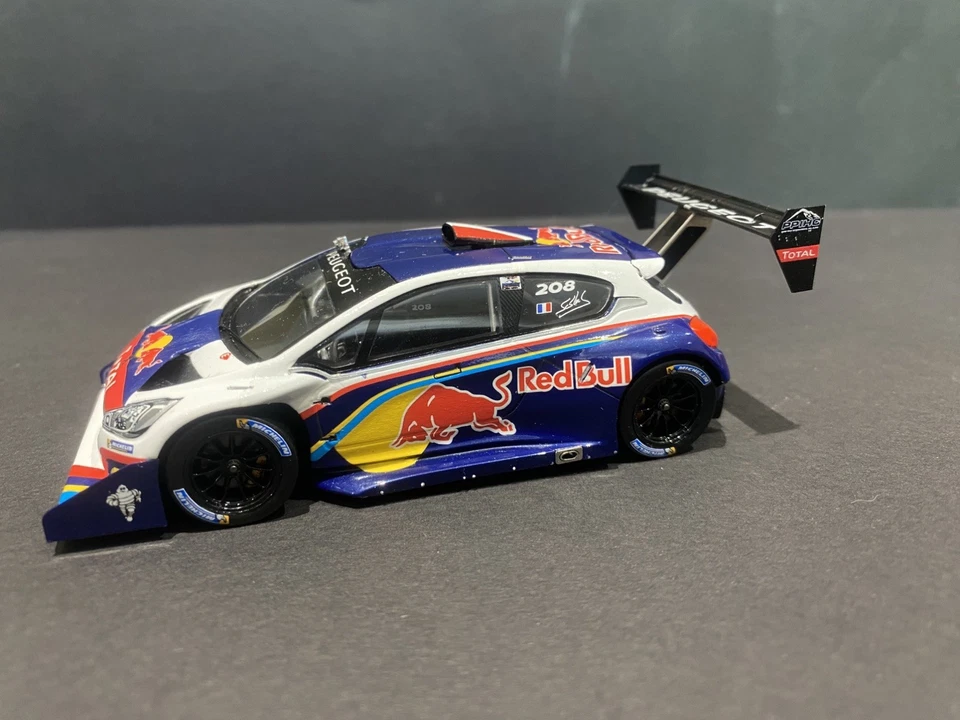 Peugeot 208 T16 Winner Pikes Peak 2013 Sébastien Loeb Spark 1/43 - Photo 1/2