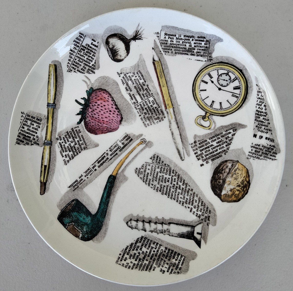 Fornasetti Collectable Wall Plate Oggetti Sparsi Theme No. 5