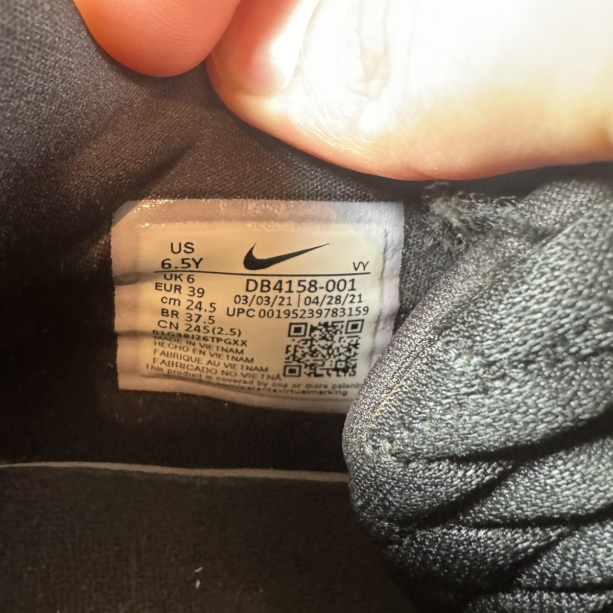 Nike Boys Zoom Freak 3 DB4158-001 Black Basketball Shoes Nike Boys Zoom Freak 3 DB4158-001 Black Basketball Shoes