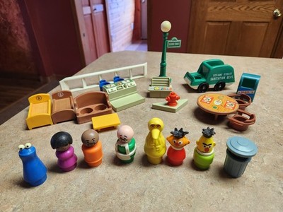 VTG Fisher Price Little People 938 Sesame Street Parts