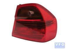 Rückleuchte rechts außen original BMW 3er E90 Heckleuchte Seitenwand 6937458