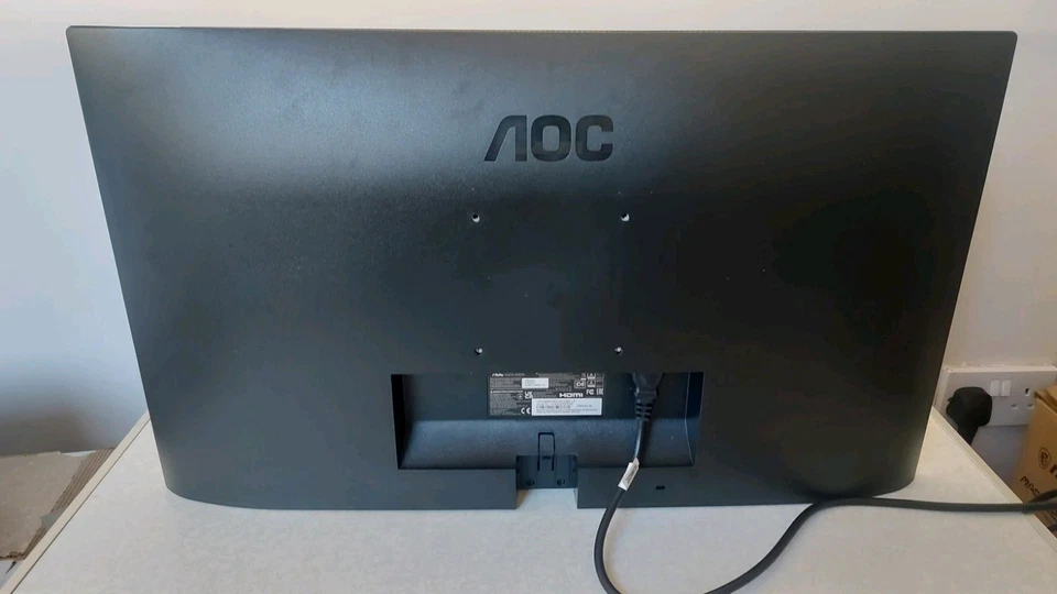 AOC 27B3HA2 27-inch 100Hz FHD Gaming Monitor (SMALL 2X PIXEL LINE PLEASE READ) - Image 2 of 4