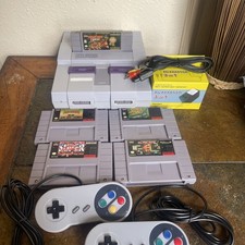 Super Nintendo SNES Console Bundle w/ 5 Games, DK, Super Mario SSF2 LOOK