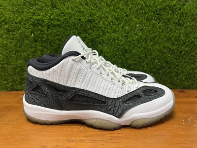 Nike Air Jordan 11 XI Retro Low Men Size 11 306008-100 2011 Black