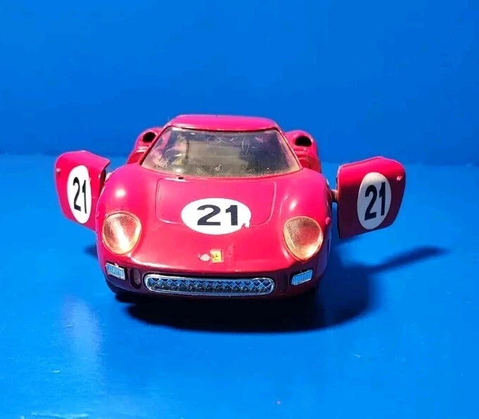 Bang Model Ferrari 250 LM Car#21 1965 LeMans 24 Hours Winner Scale 1:43 Diecast  - Image 4 of 4