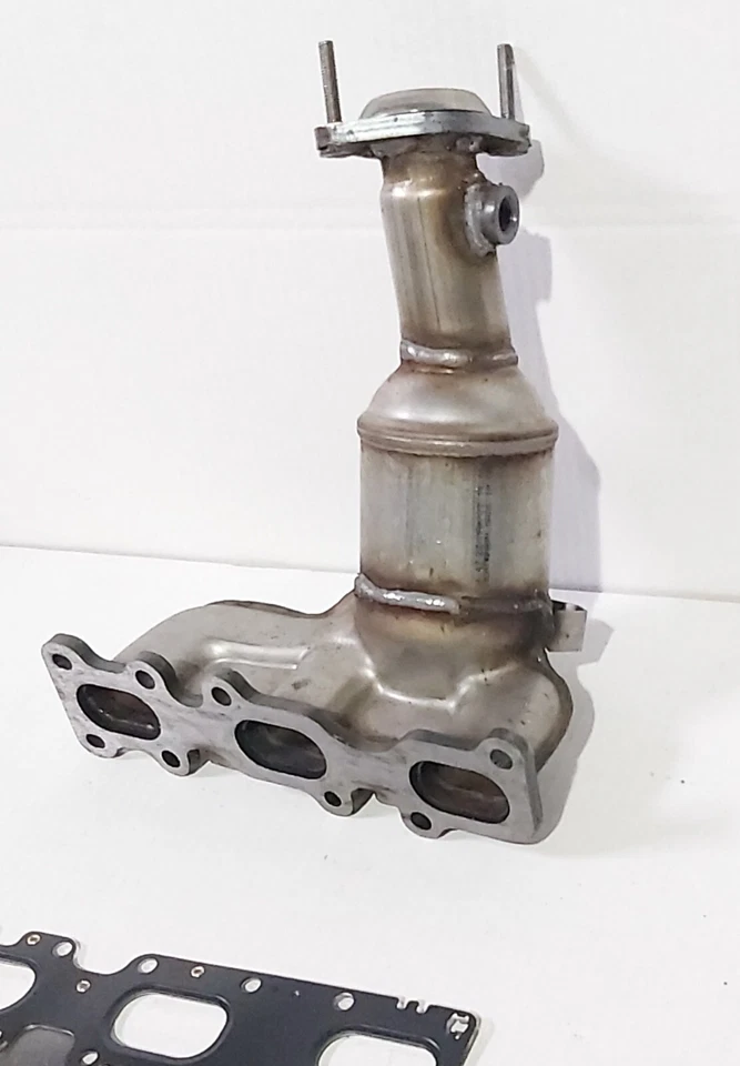 2013-2019 Ford Flex 6 Cyl. 3.5L Rear catalytic converter Foto 2 de 4