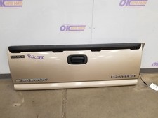 04 Chevrolet Silverado 1500 Ls 5.3l Tailgate Tan 15u 4dr Fleetside Oem 04 Chevrolet Silverado 1500 Ls 5.3l Tailgate Tan 15u 4dr Fleetside Oem