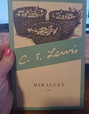 Vtg Miracles by C.S. Lewis English Paperback Book 1996 Religious & Spiritual