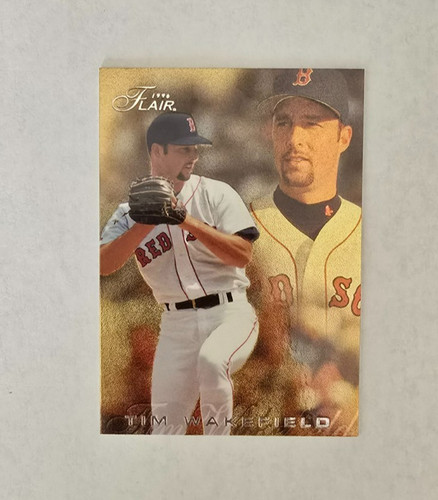 1996 Flair Tim Wakefield #30 card