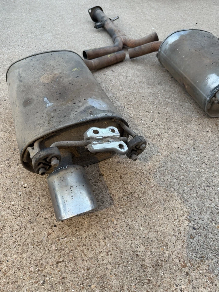 LEXUS GS350 GS300 GS430 SILENCIADOR BARRIL TUBO DE ESCAPE 2006-2011 OEM IZQUIERDA DERECHA Foto 4 de 4