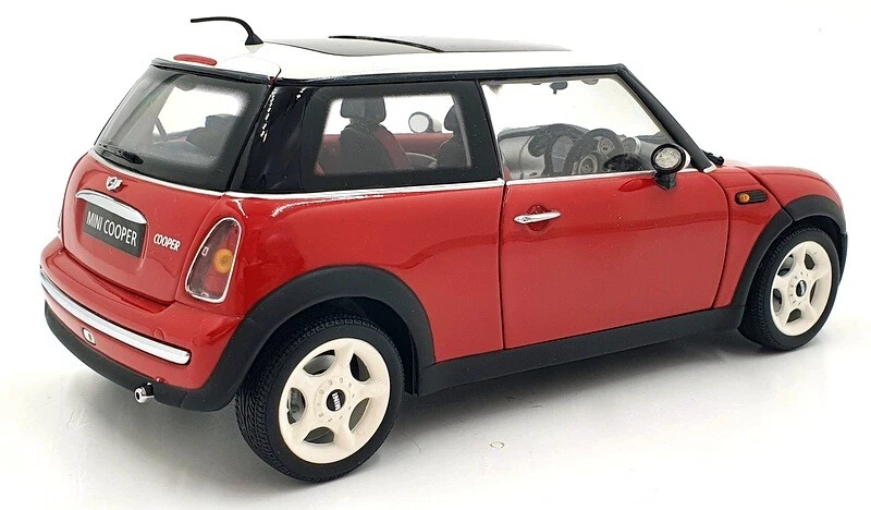 Kyosho 1/18 Scale Diecast 08553R - Mini Cooper - Red - Image 2 of 4