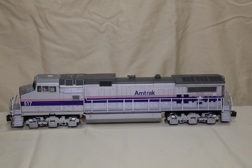 Lionel 6-28368 Dash-9 Amtrak #517 O gauge - Picture 4 of 20