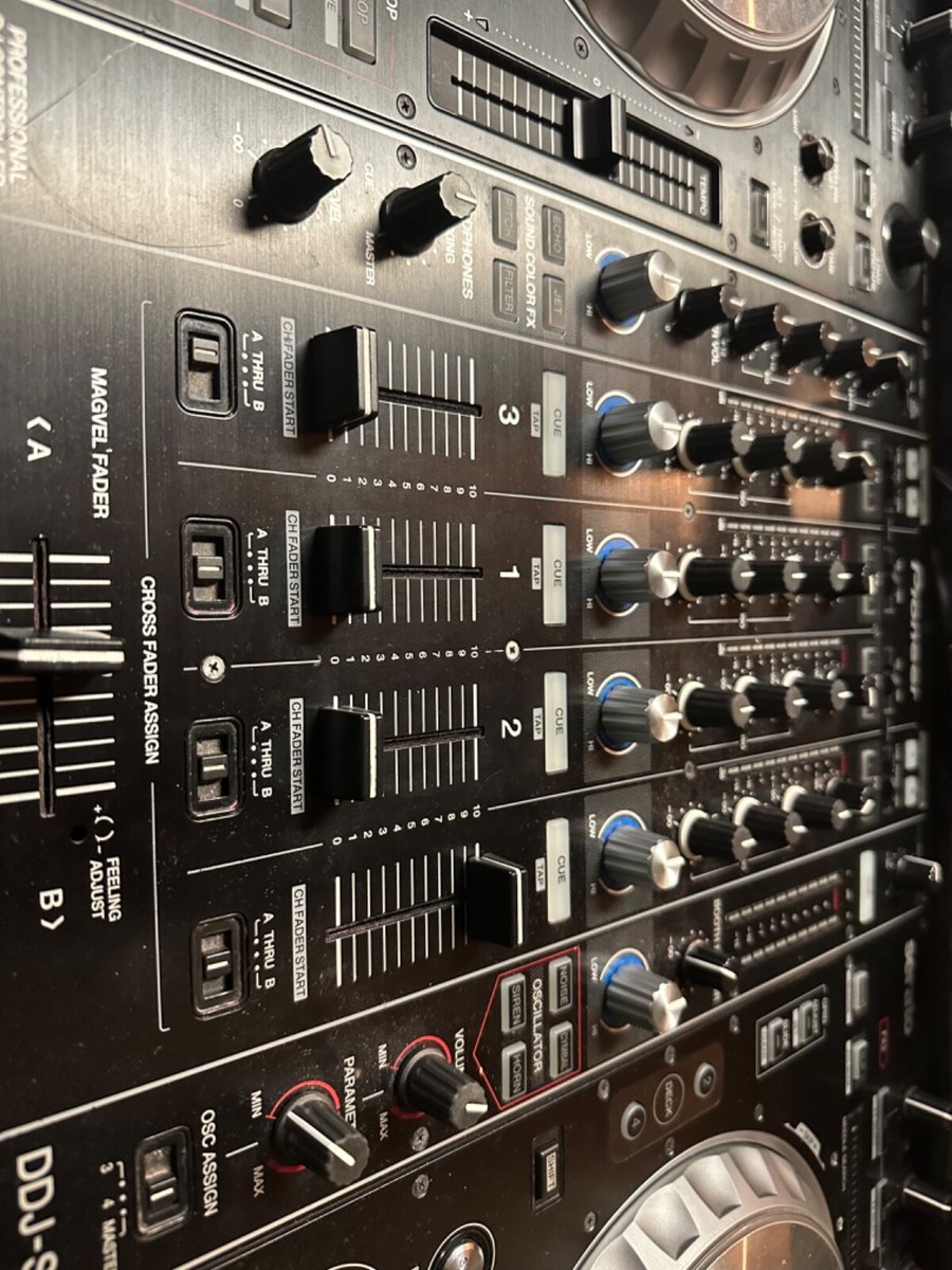Pioneer DDJ-SZ Digital DJ Controller for sale online | eBay