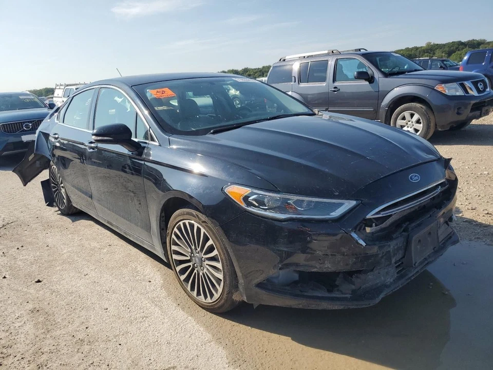Used Front Left Fender fits: 2017 Ford Fusion L. w/o charging port Front Left Gr - Image 3 of 4
