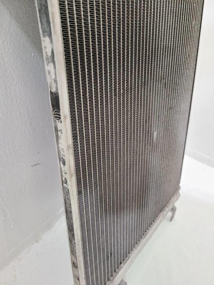 2014-2020 CHEVROLET IMPALA AC Condenser 23305638 14-20 - Image 4 of 4