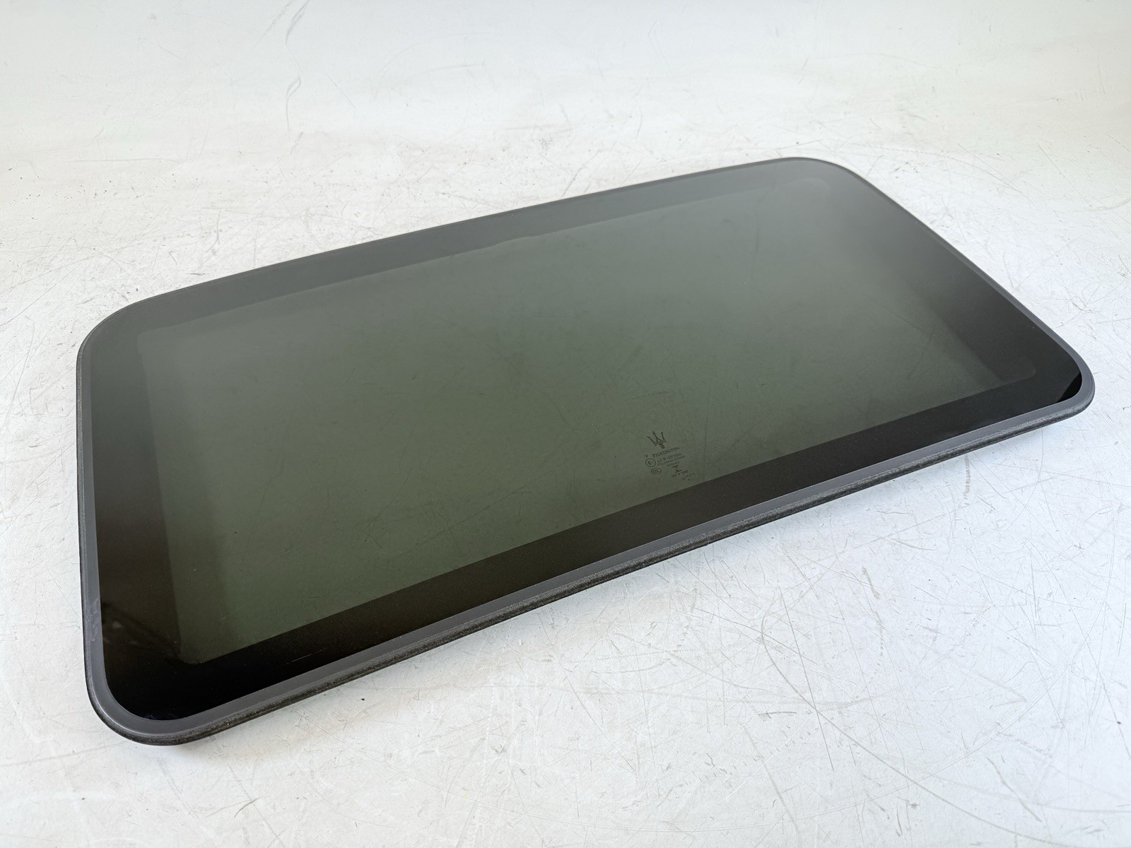 2014 - 2023 MASERATI GHIBLI SUNROOF SUN ROOF GLASS WINDOW 43R-001604 OEM