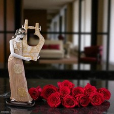 Lladro Donna Pensionata Lady 7220 TESORO Edizione Limitata 01017220