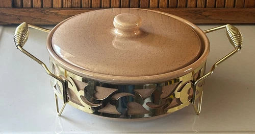 VTG Bauer Pottery Pink Speckled 2 qt Covered Casserole Dish & Stand MCM