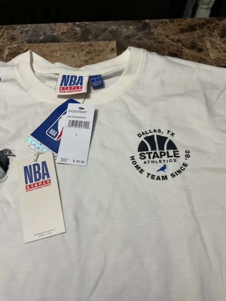 NWT Men's NBA x Staple White Dallas Mavericks Home Team T-Shirt Large Pigeon - Image 2 of 4