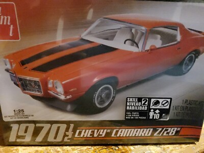 1:25 1970 (Half) Chevrolet Camaro Z/28 . AMT PLASTIKBAUSATZ.