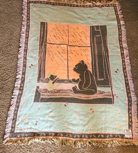 47x68 Beacon Rainy Day Pooh Jacquard Throw (Winnie the Pooh) 100% Cotton Blanket - Picture 3 of 3