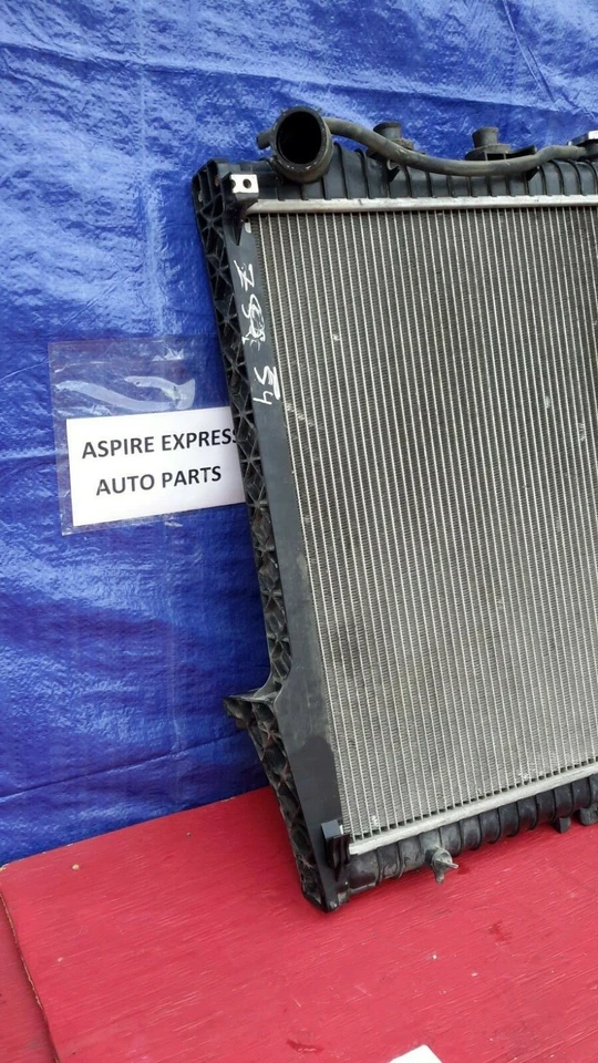 2004-2009 Dodge Durango Radiator Assembly OEM - Изображение 4 из 4