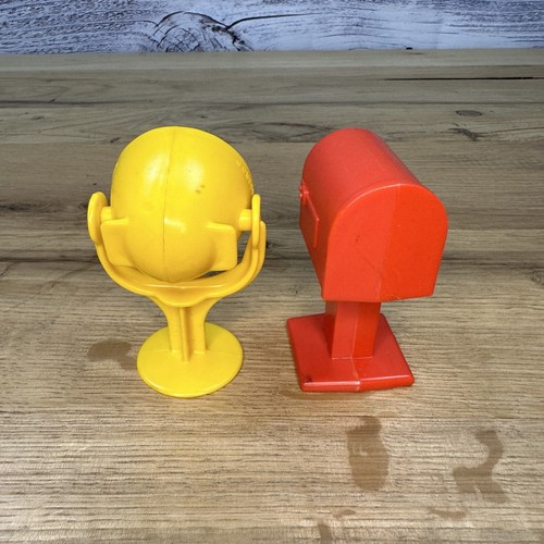 1976 Hasbro MICKEY MOUSE CLUB CLUBHOUSE Weebles Red Mailbox Blue Bench Spotlight - Picture 5 of 11