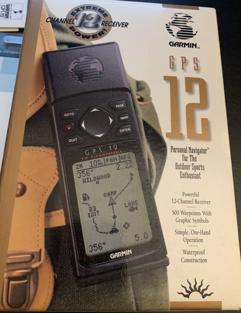 Garmin GPS 12 Handheld Personal Navigator