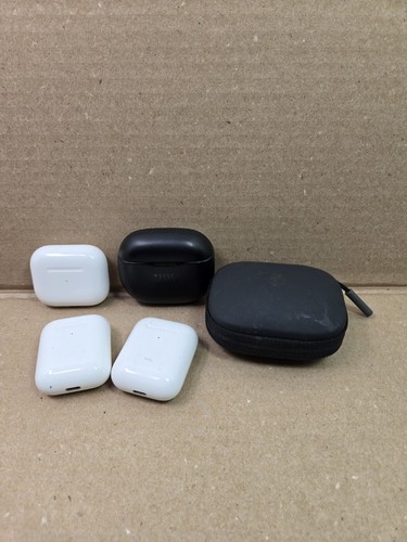 Lot of 3 Apple AirPods + 2x Wireless Headphones Untested For Parts/repair Only