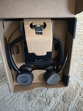 Poly Voyager Focus 2 USB / Bluetooth Microsoft Teams Headset w/ Charging Stand