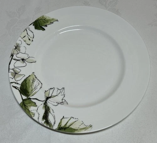 Wedgwood Dinner Plate - Thumbnail 3