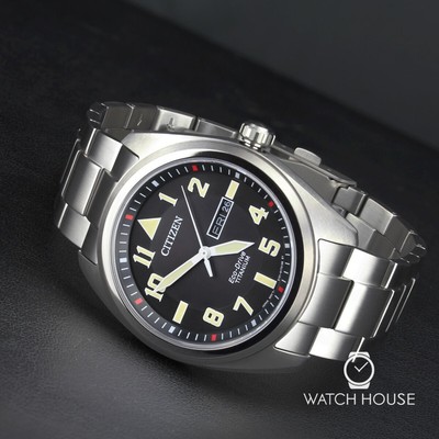 Citizen schwarze Herrenuhr Super Titanium Eco Drive BM8560-88EE