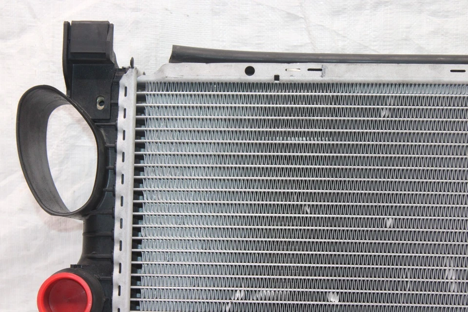 Mercedes SL500 R230 CONV #391 2004 radiador refrigeración del motor con condensador de aire acondicionado Foto 4 de 4