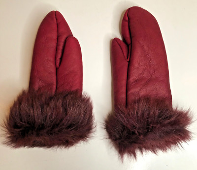 Vintage Burgundy Fluffy Mitten Gloves