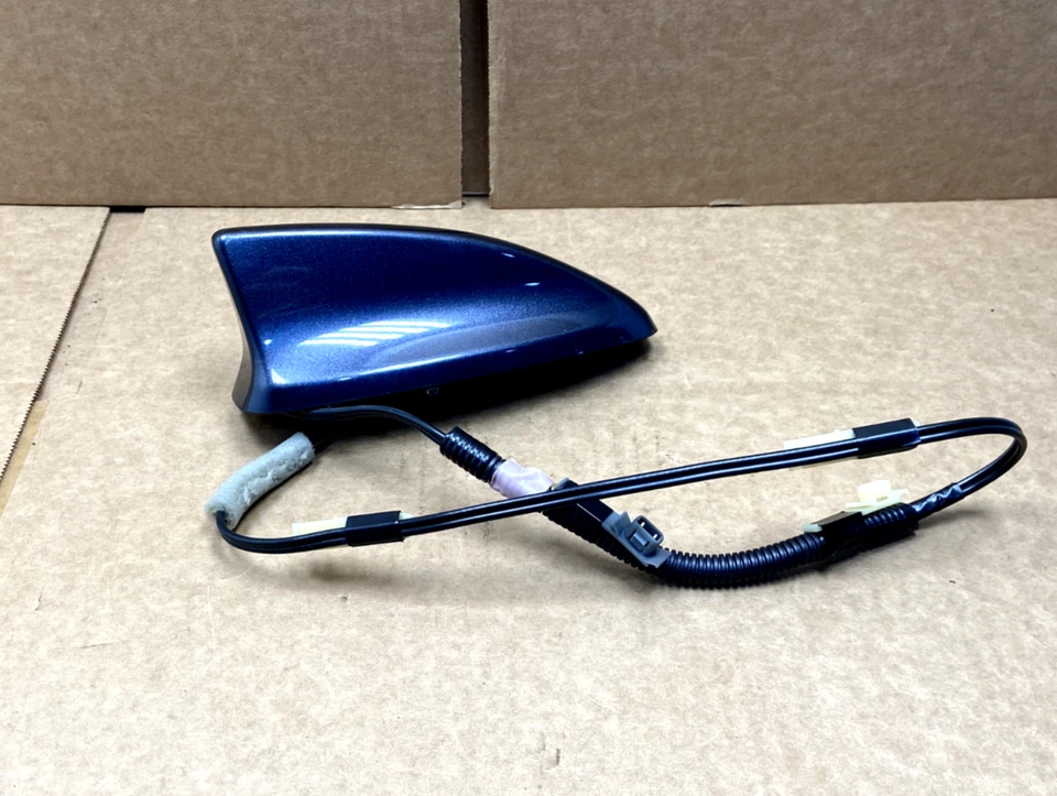 Antena de techo exterior aleta de tiburón Honda Civic 2022 2023 PO26 OEM Foto 2 de 4