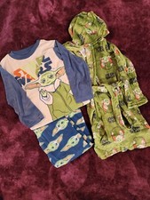 Boys SIZE 6 STAR WARS three piece Pajama set Robe / long sleeve shirt /Pants