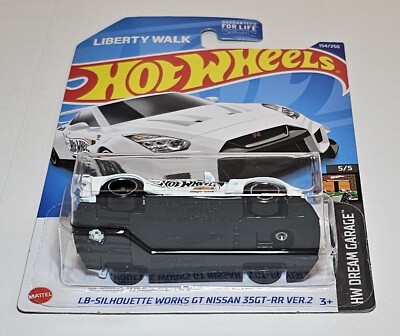 Hot Wheels 2022 LB-Silhouette Works GT Nissan 35GT-RR Ver.2 (White