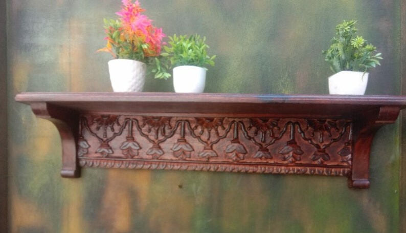 Estante de pared de madera tallada estilo antiguo artesanal/estante de pared tallado a mano único