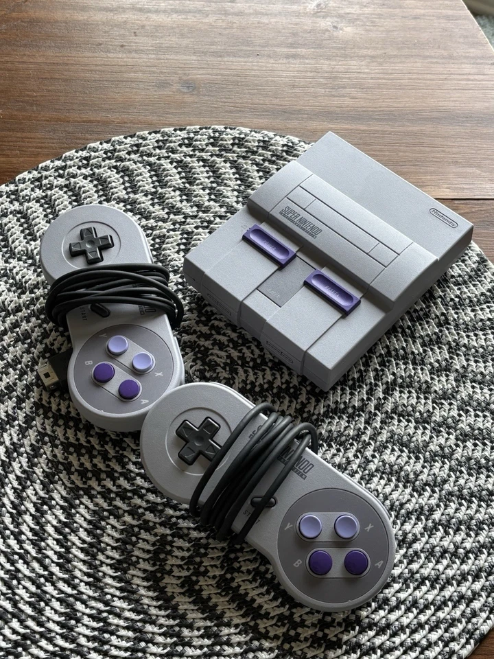 Nintendo Classic SNES Mini Console with 2 Controllers - Image 2 of 2