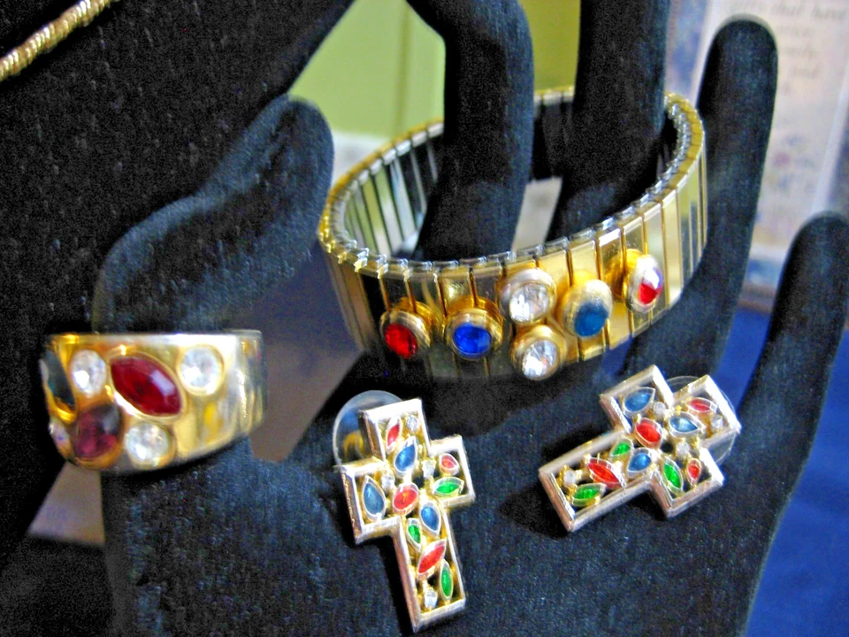 PENDIENTES PULSERA ANILLO VINTAGE 18KT HGE PARK LANE PARURE CRUZ MULTICOLOR 6.5, AÑOS 80 Foto 4 de 4