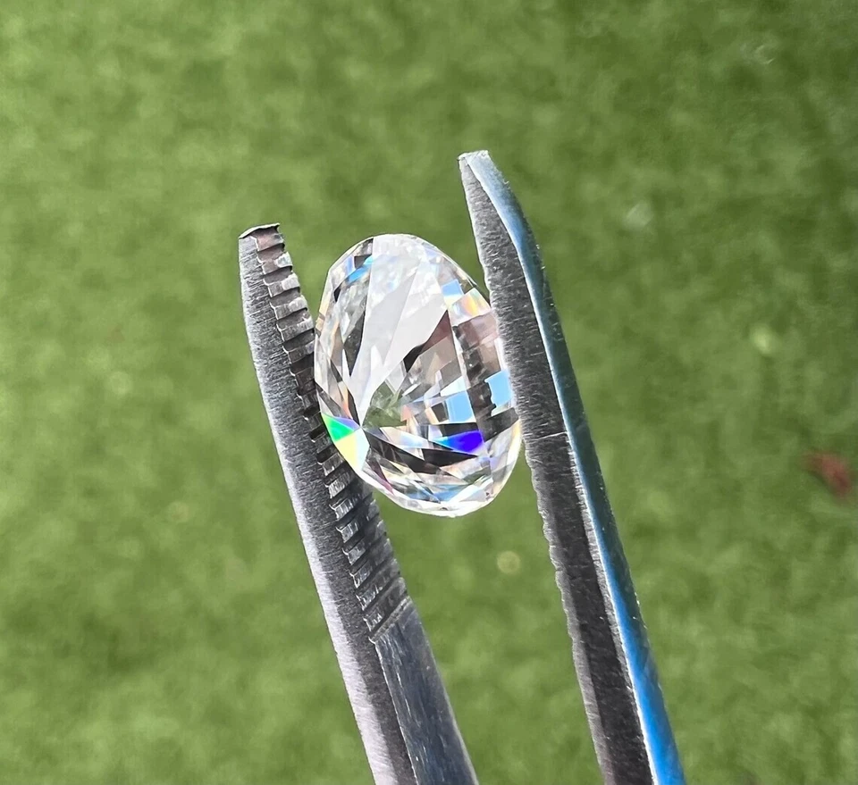 1.5Ct oval Shape Lab Grown Diamond G-H Color & Vs  Clarity Diamond - Image 3 of 4