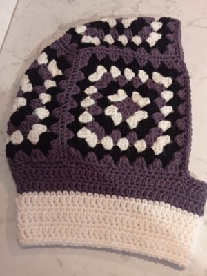 Handmade Sturmhaube Wolle gehäkelt Granny Square Bergpass Hut Schal