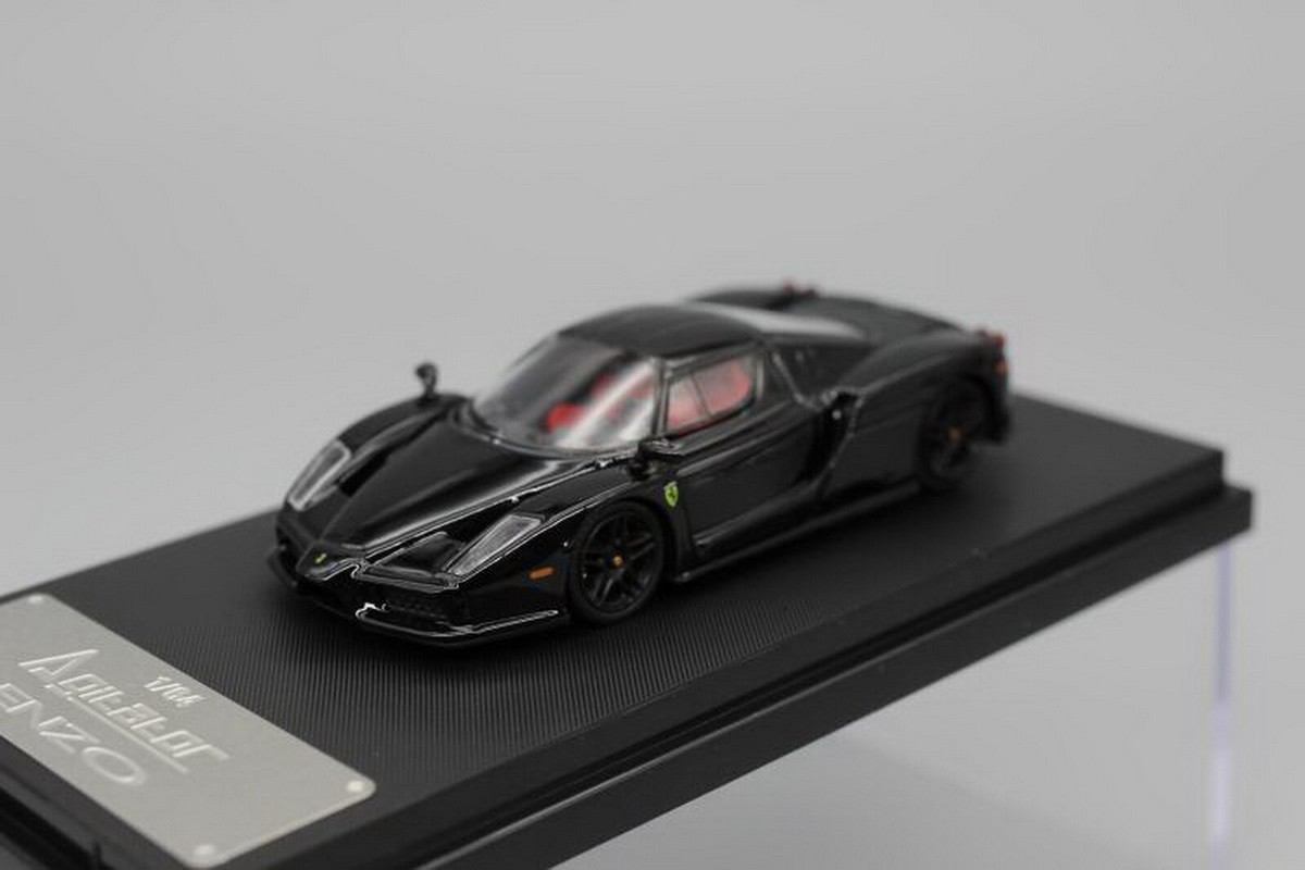 Agitator 1/64 Scale Ferrari Enzo Black Diecast Car Model Toy Gift