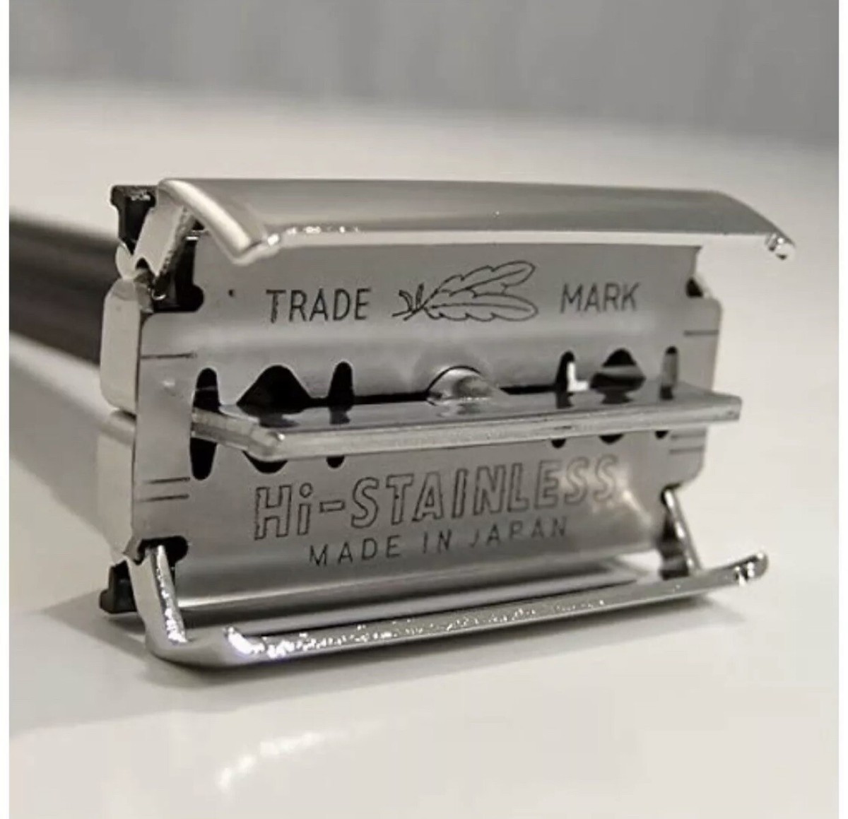 FEATHER　Safety Razor　Super Fine　NO.1200 FEATHER Safety Razor Super Fine NO.1200 Feather Safety Razor