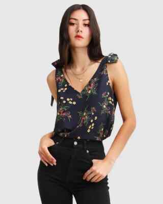 Belle & Bloom Feel For You V Neck Top - Navy - Size M