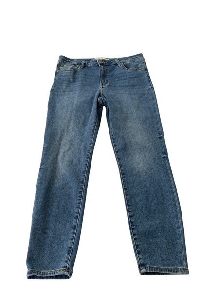 Target Womens size 16 Blue Crop Length Jeans Good Condition