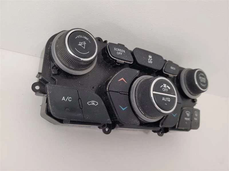 2015 CHRYSLER 200 Temperature Control Automatic Temperature Control 05091534AG - Image 4 of 4