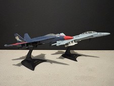 Maisto Diecast Set De F-18C Hornet Y F/A-18E Super Hornet Fuera De Blister