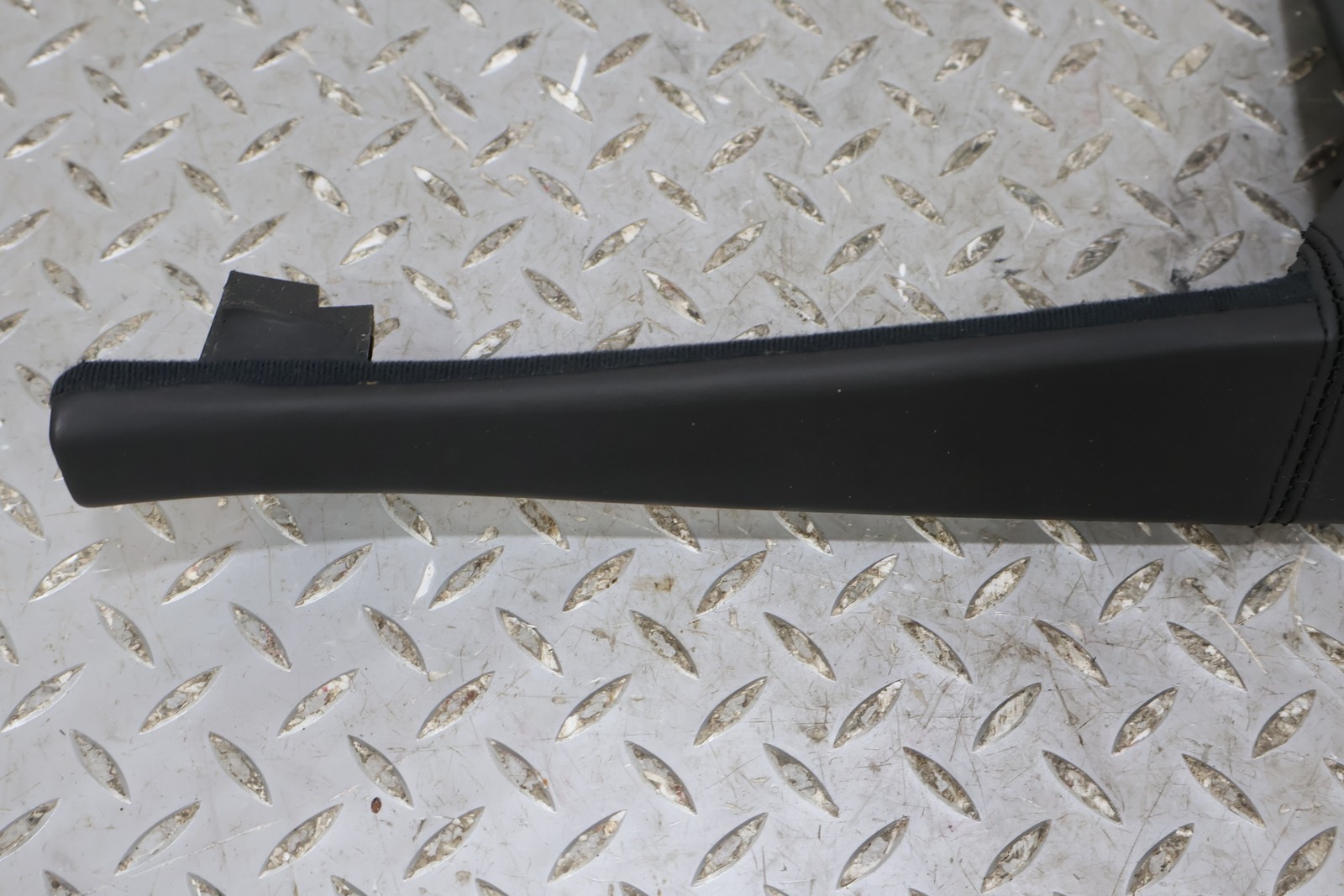 Bentley Flying Spur 2006-2012 Left, right Kick plates Pair Black